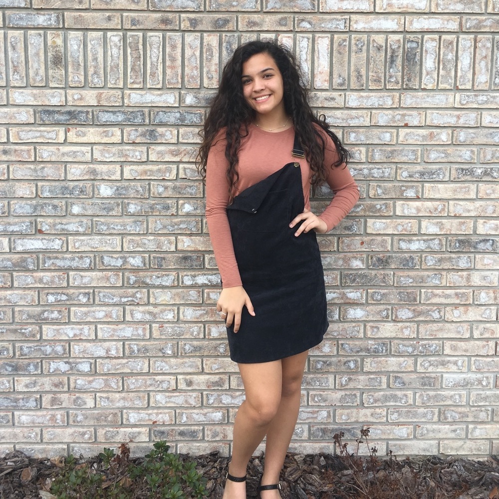 Meet your Posher, Mikayla